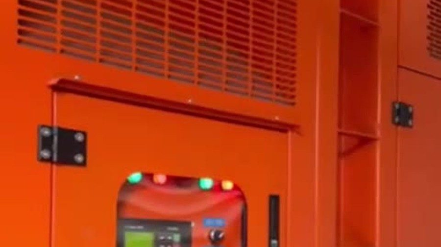 Diesel generator set with digital control panel
